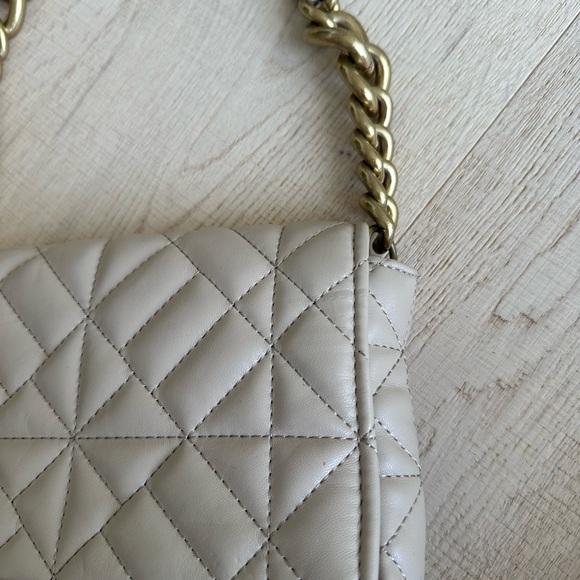 Chain shoulder bag - Picture 2 of 3